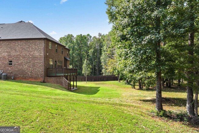 Building Photo - 2214 Golden Eagle Dr