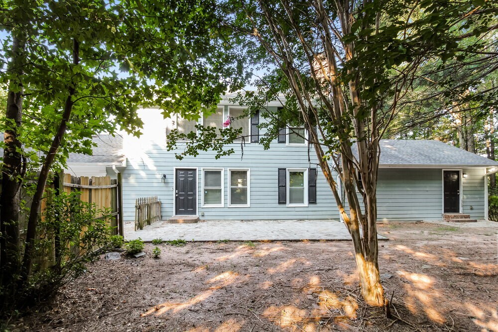 Building Photo - 3387 Pembrook Farm Way SW