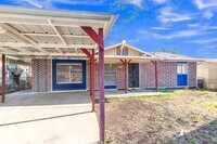 Building Photo - 5935 Highfield St