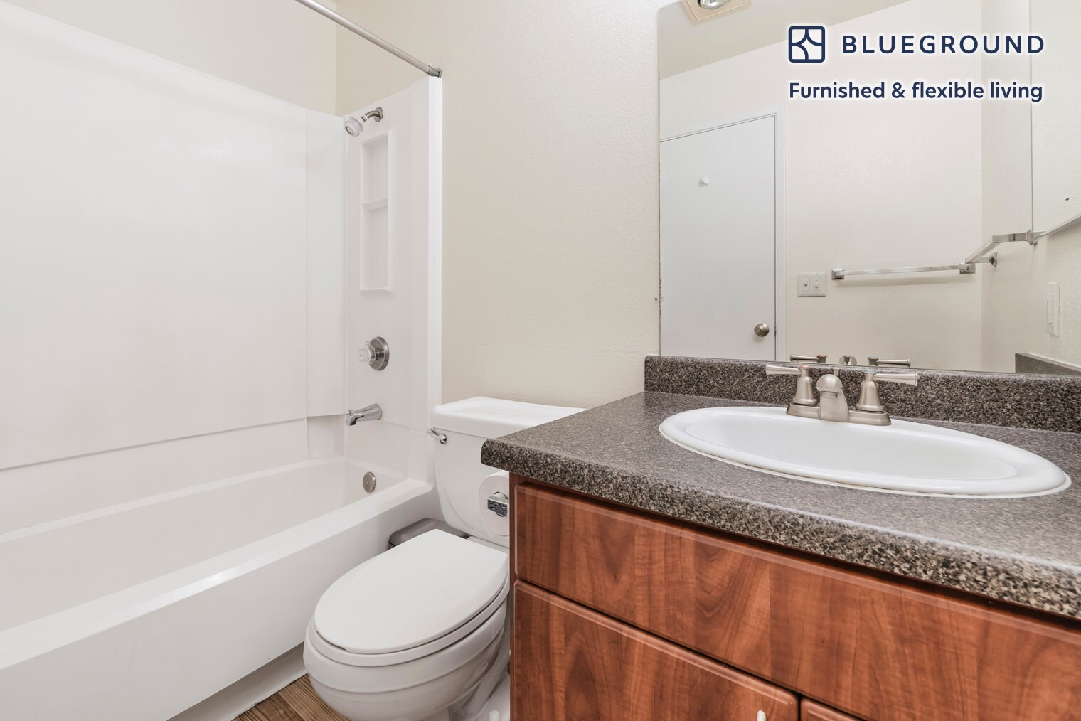 Building Photo - 1600 Villa St