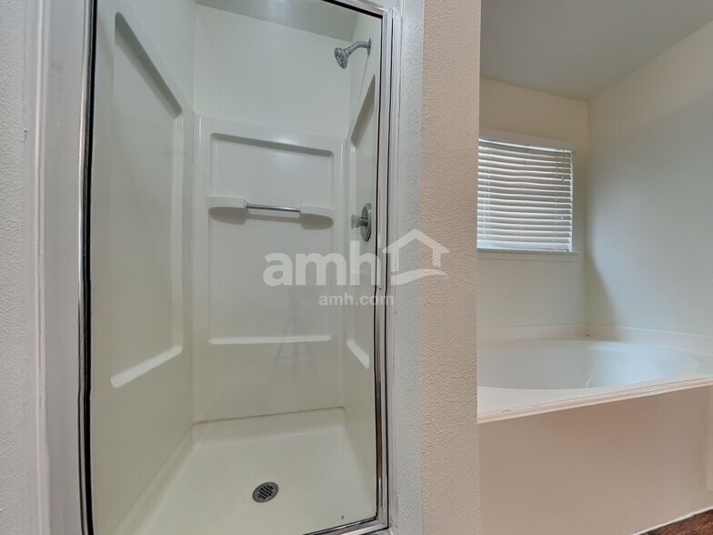 Building Photo - 6327 Torrance Elms Ct