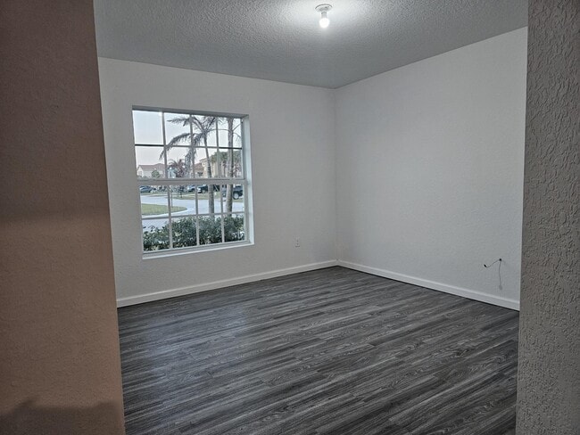 Building Photo - 4231 Troon Pl