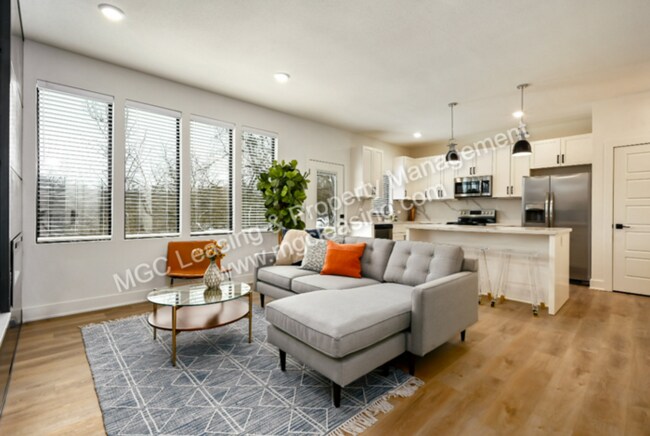 Building Photo - Stunning Ayden Place Townhome!
