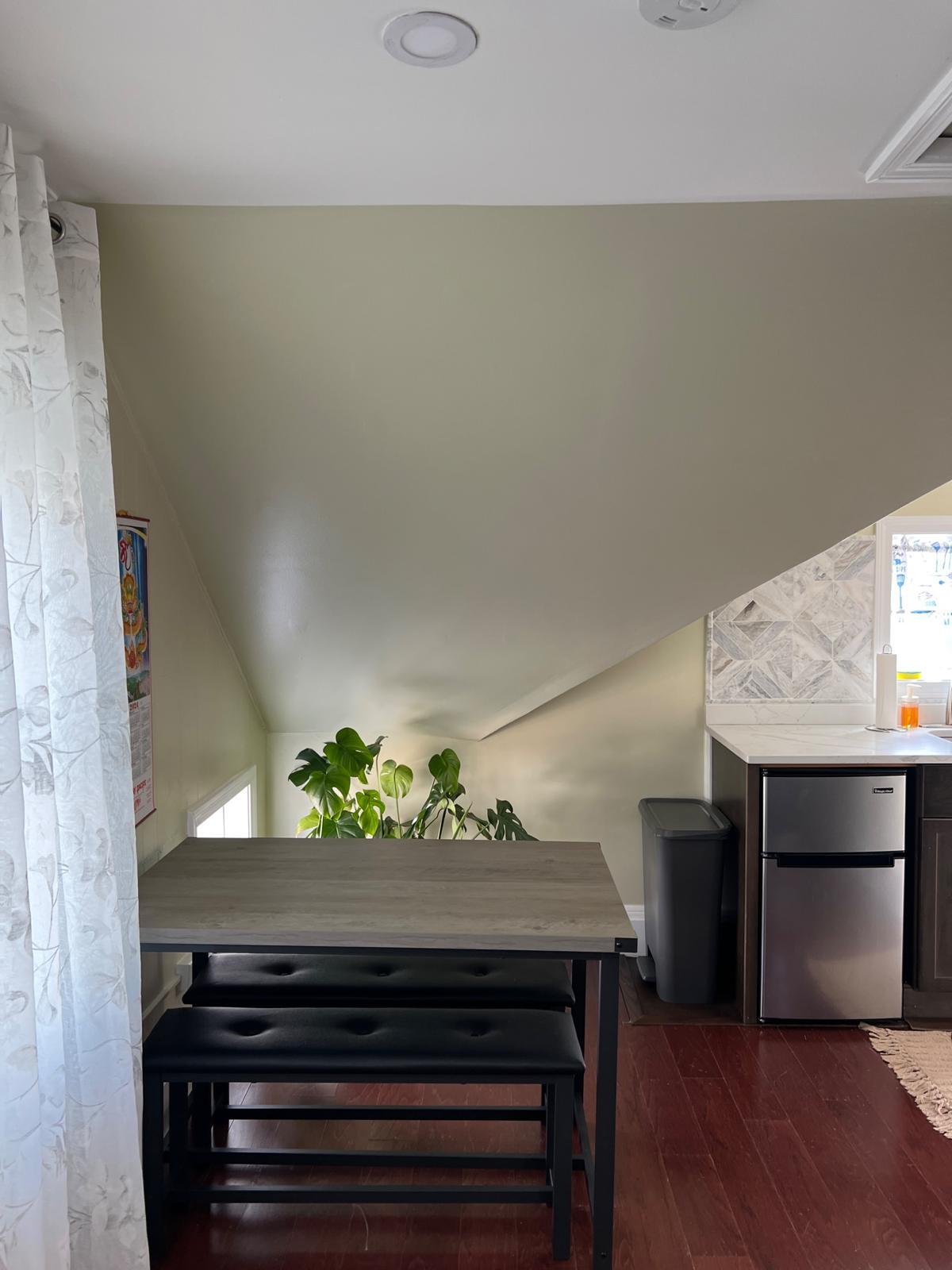 Building Photo - 252 Admiral St