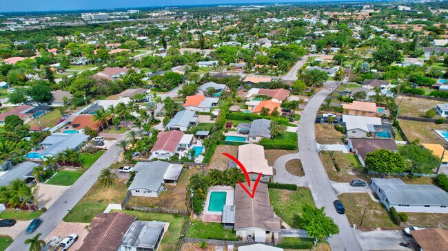 Building Photo - 4163 NW 2nd Ct