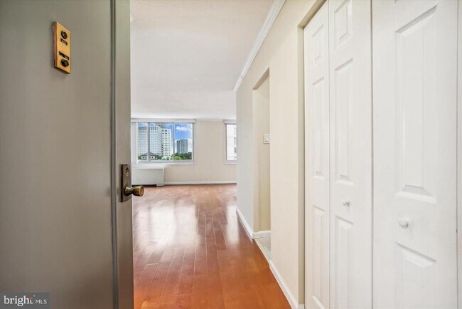 Building Photo - 11801 Rockville Pike
