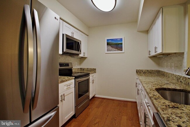 Building Photo - 13573 Orchard Dr