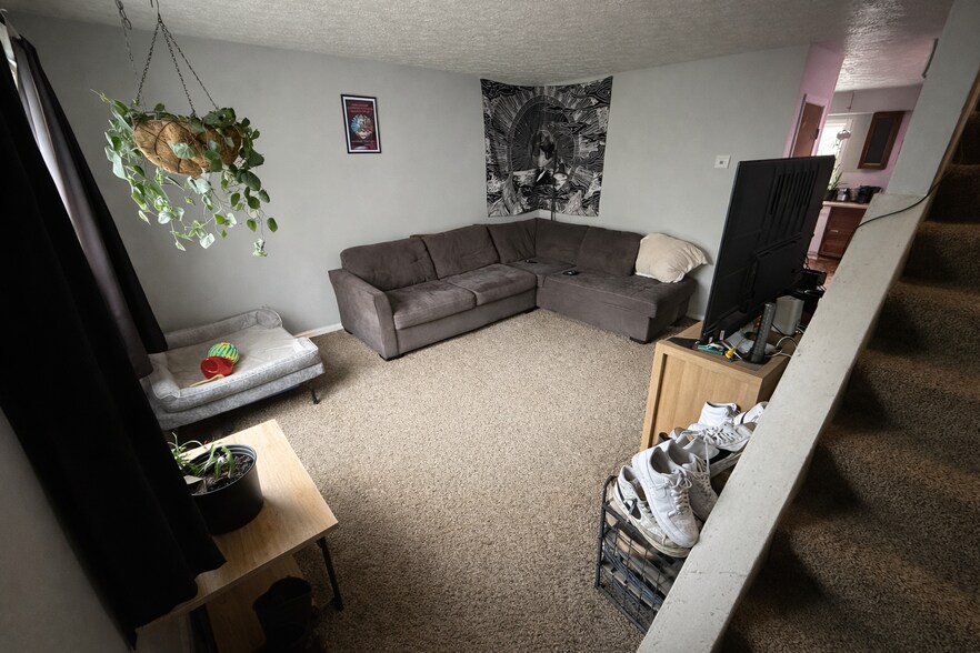 Building Photo - 925 Union Ave