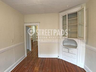 Building Photo - 3 bedroom in Boston MA 02135