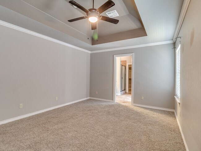 Building Photo - 3813 Normandy Rd