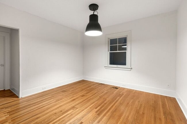 Building Photo - 8606 N Seward Ave