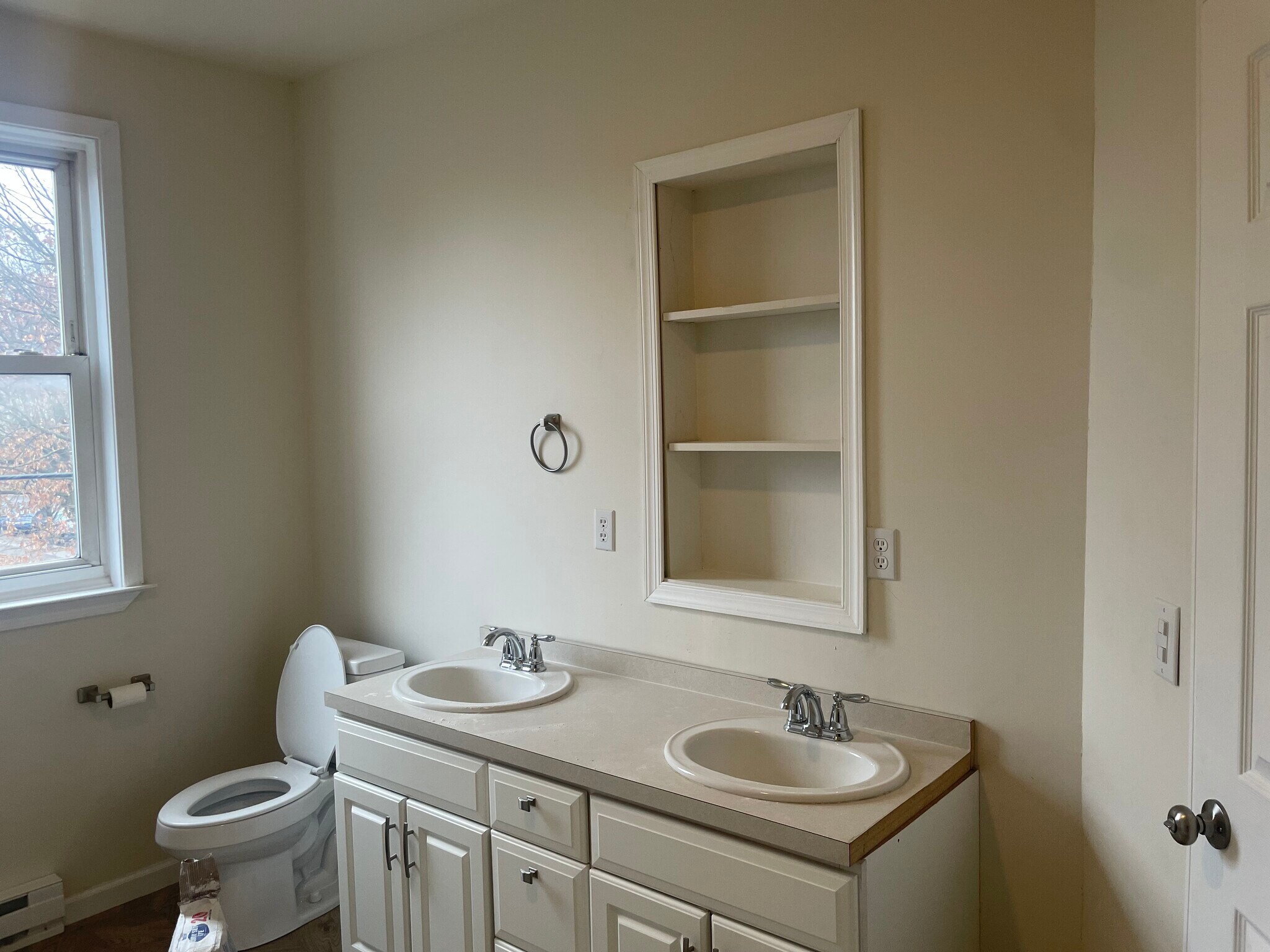 Bathroom with double sinks - 1825 N 3rd St