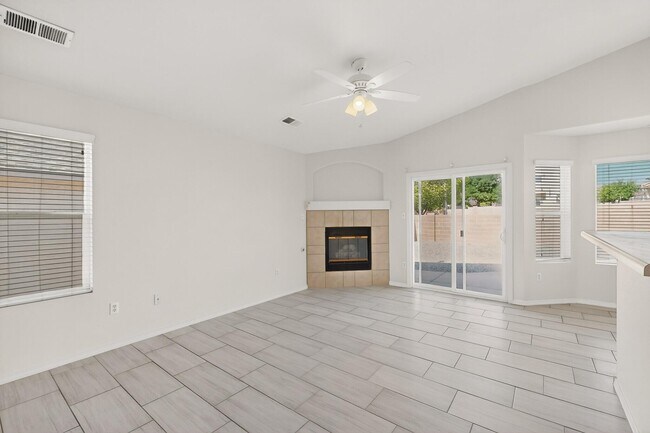Building Photo - 3305 Tin Cup Rd