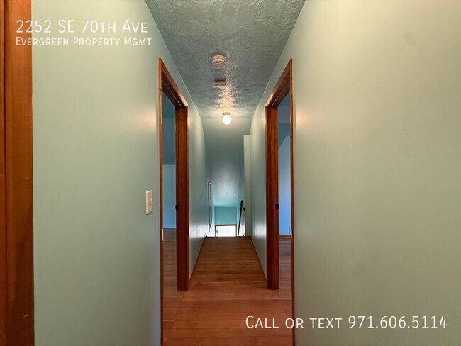 Building Photo - 2252 SE 70th Ave