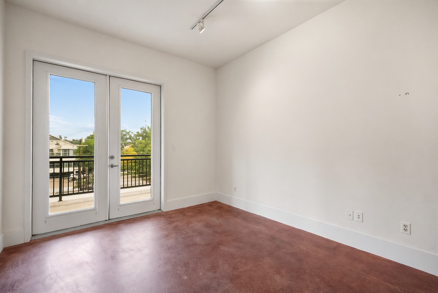 2 bedroom - 911 Keith Ln