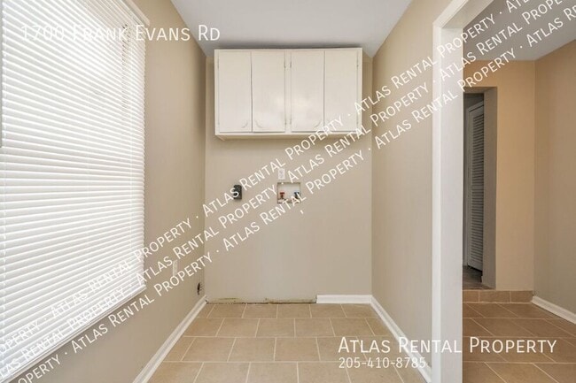 Building Photo - 1700 Frank Evans Rd
