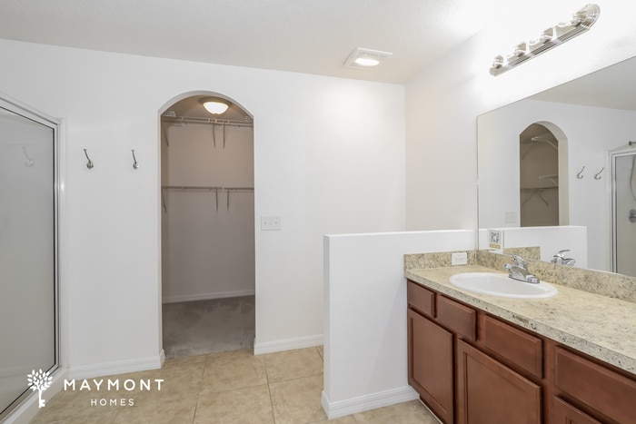 Building Photo - 5756 Lacar Way