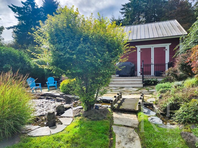 Building Photo - Historic Reclaimed 1890 Barn Turned Romantic