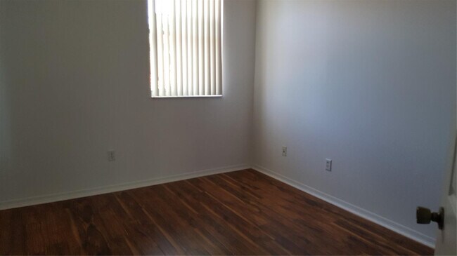 Building Photo - 4961 Windward Way