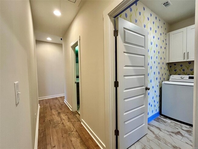 Building Photo - 876 Hedgefield Way