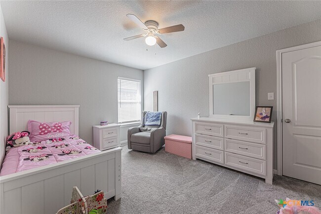 Building Photo - 810 Earp Dr