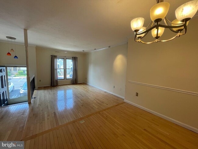 Building Photo - 857 Flagler Dr