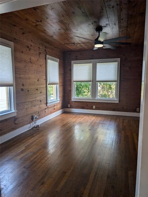 Building Photo - 1907 W 38th St