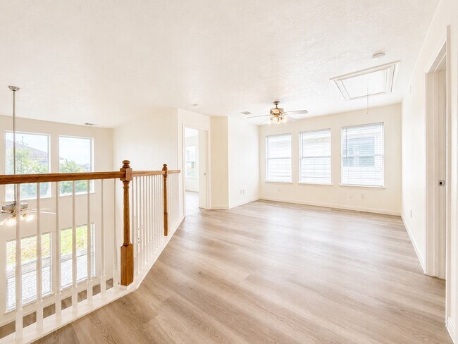 Building Photo - 7219 Brookville Ln