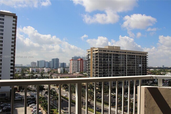 Building Photo - 1980 S Ocean Dr