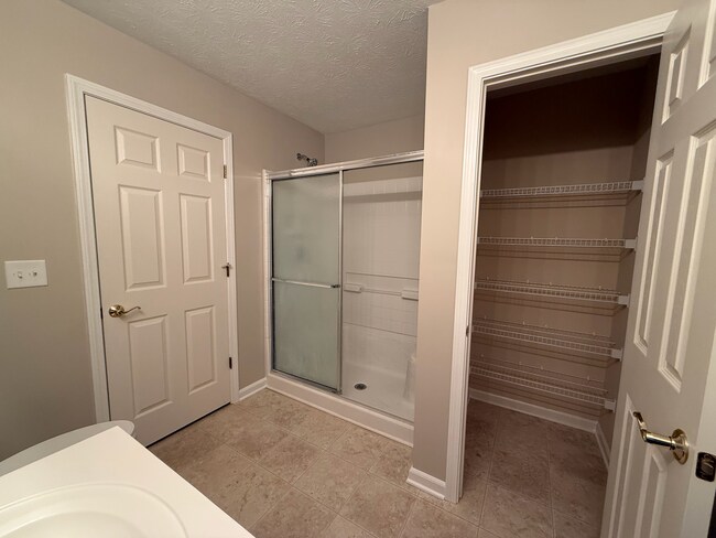 Building Photo - Black Hills Dr.