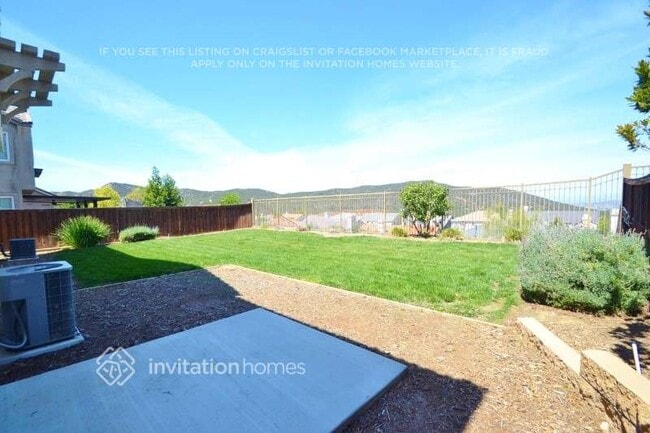 Building Photo - 27768 Elderberry St