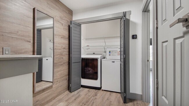 Building Photo - 131 Kimberly Dr