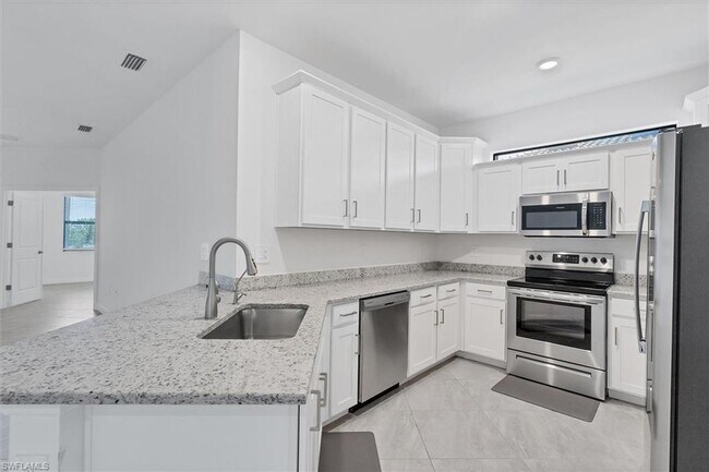 Building Photo - 14001 Pine Lodge Ln