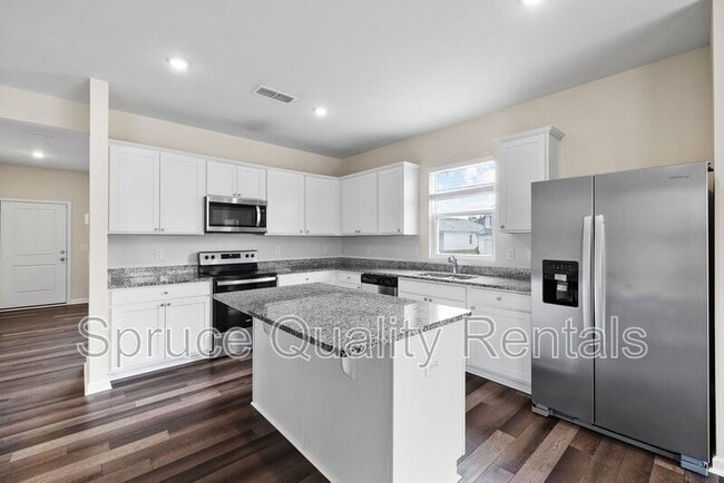 Building Photo - 3501 Strawberry Patch Row