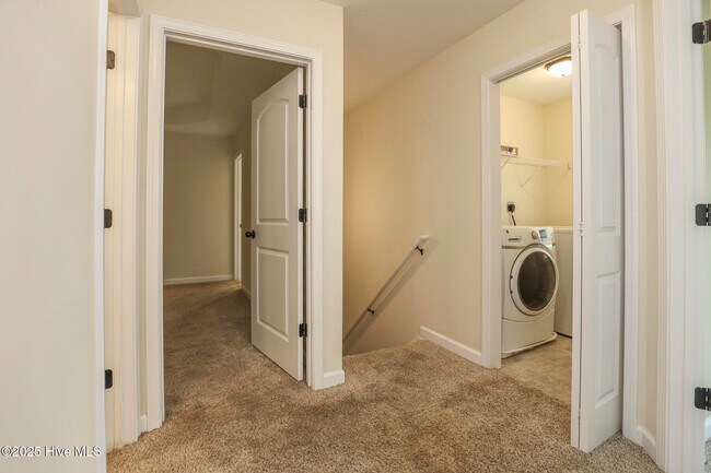 Building Photo - 304 Windward Landing