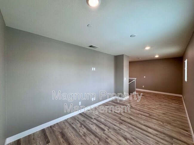 Building Photo - 29357 Cavalry Cir