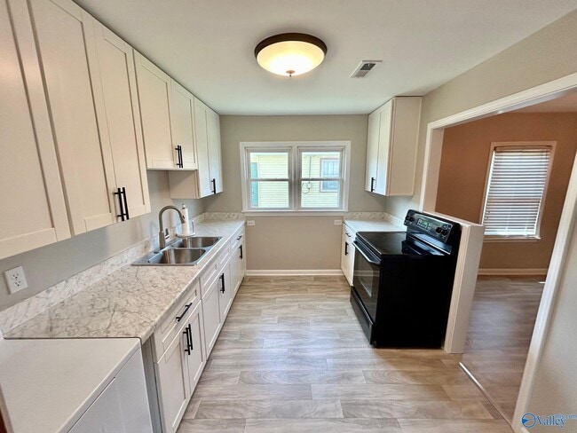 Building Photo - 4718 Meridian St N