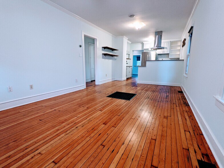 Living room - 336 Jefferson Ave