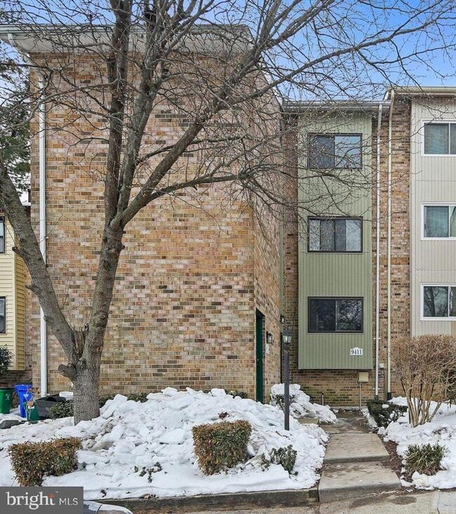 Building Photo - 9411 Merryrest Rd