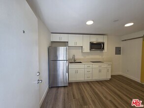 Building Photo - 11209 W Sardis Ave