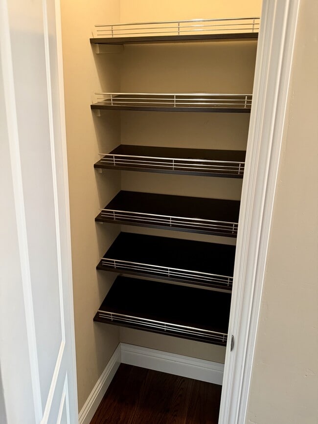 Building Photo - 1586 Stapleton Ct