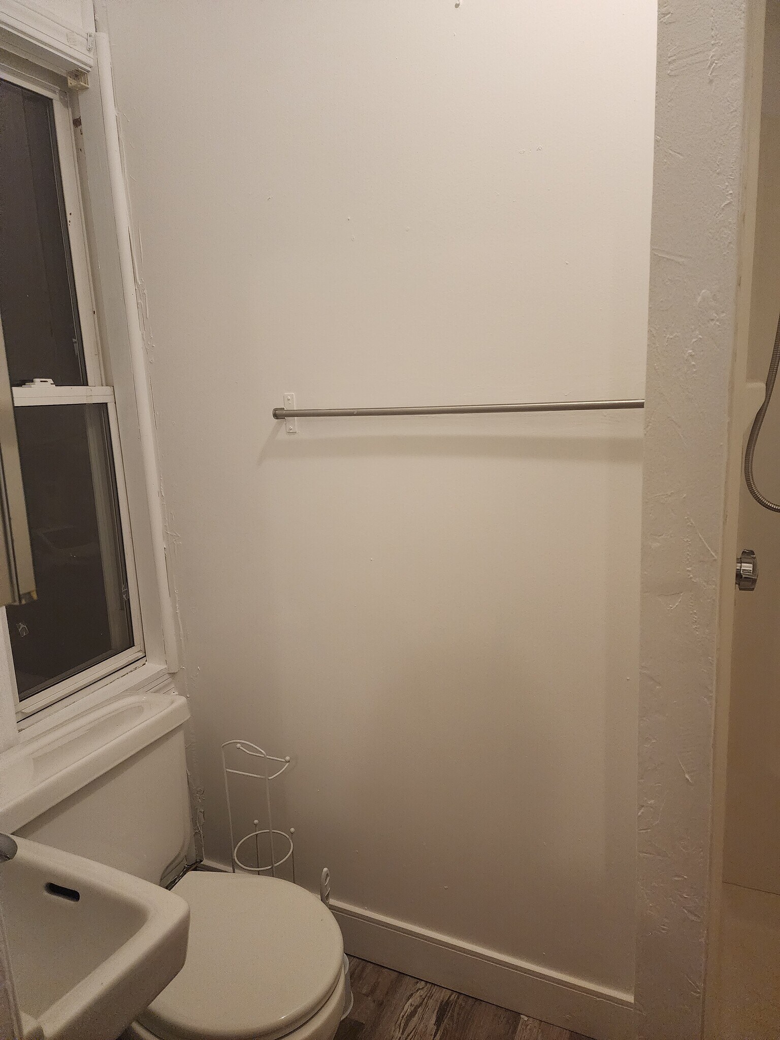 Building Photo - 49 Everett St