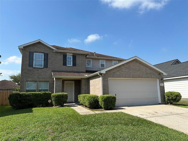 Primary Photo - 318 Remington Heights Dr