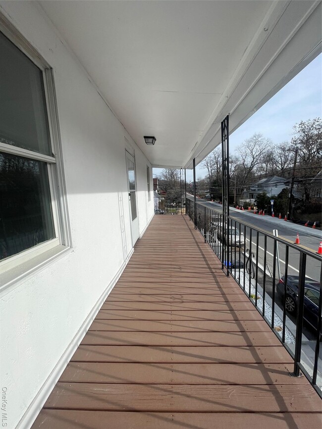 Building Photo - 70 Dobbs Ferry Rd