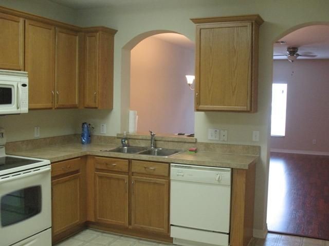 Building Photo - SWAN VIEW TOWNHOME