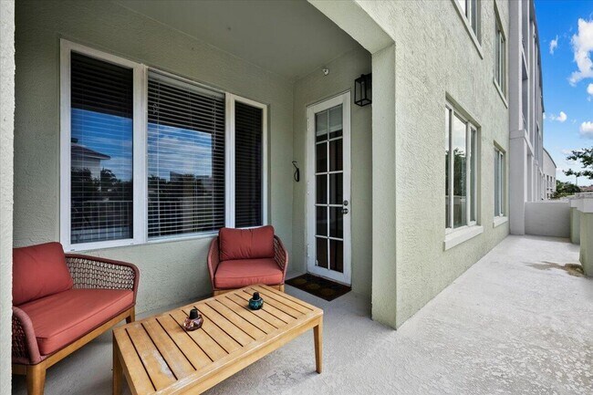 Building Photo - 1200 Town Center Dr