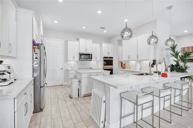Building Photo - 2056 Wood Thrush Ln