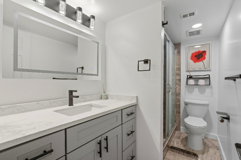 Building Photo - 11430 Strand Dr