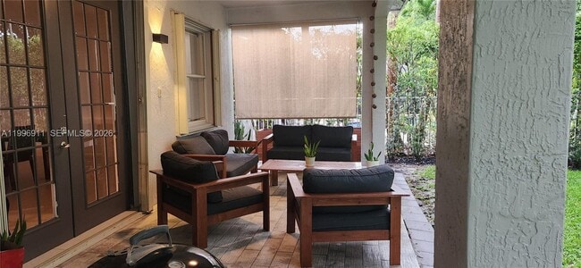 Building Photo - 3870 E Hibiscus St