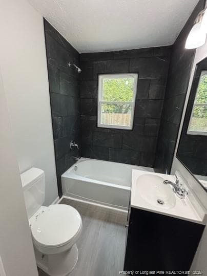 Building Photo - 209 Gertrude St